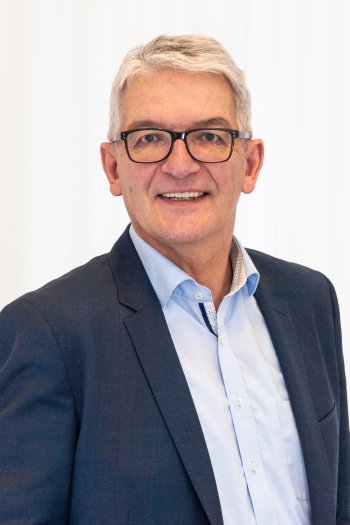 PLUS.PUNKT Vertriebs- & Entwicklungsgesellschaft für Immobilien mbH - Herr Thomas Bomm für Plus.Punkt GmbH PLUS.PUNKT Vertriebs- & Entwicklungsgesellschaft für Immobilien mbH - Herr Thomas Bomm für Plus.Punkt GmbH
